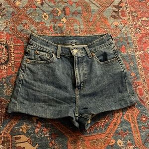 Levi’s Mom Shorts, blue denim